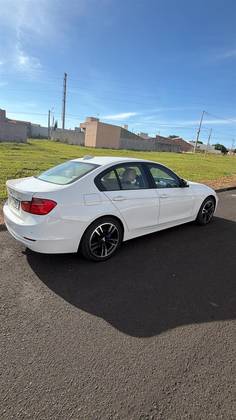 BMW 320i 2.0 SPORT 16V TURBO ACTIVE FLEX 4P AUTOMÁTICO